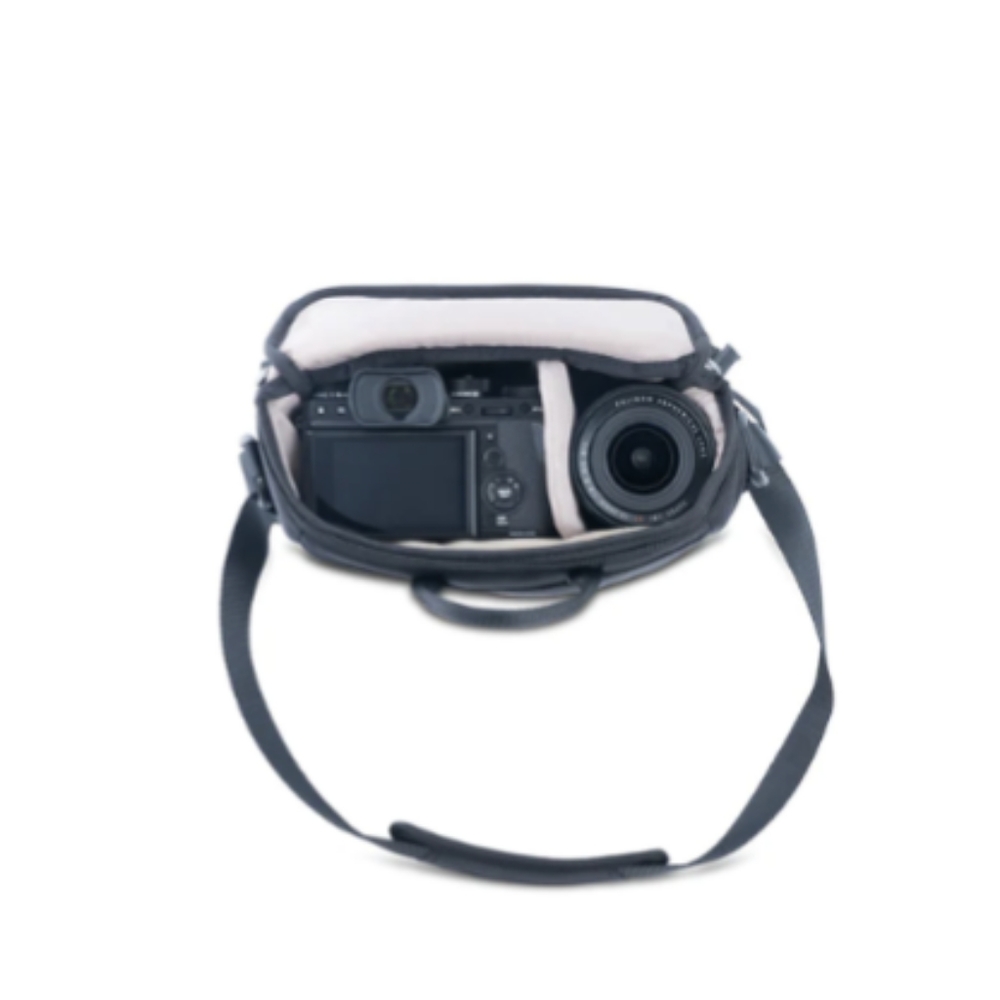 NWOT VANGUARD VEO GO24M Black Shoulder Bag for Mirrorless/CSC Cameras - Picture 5 of 10